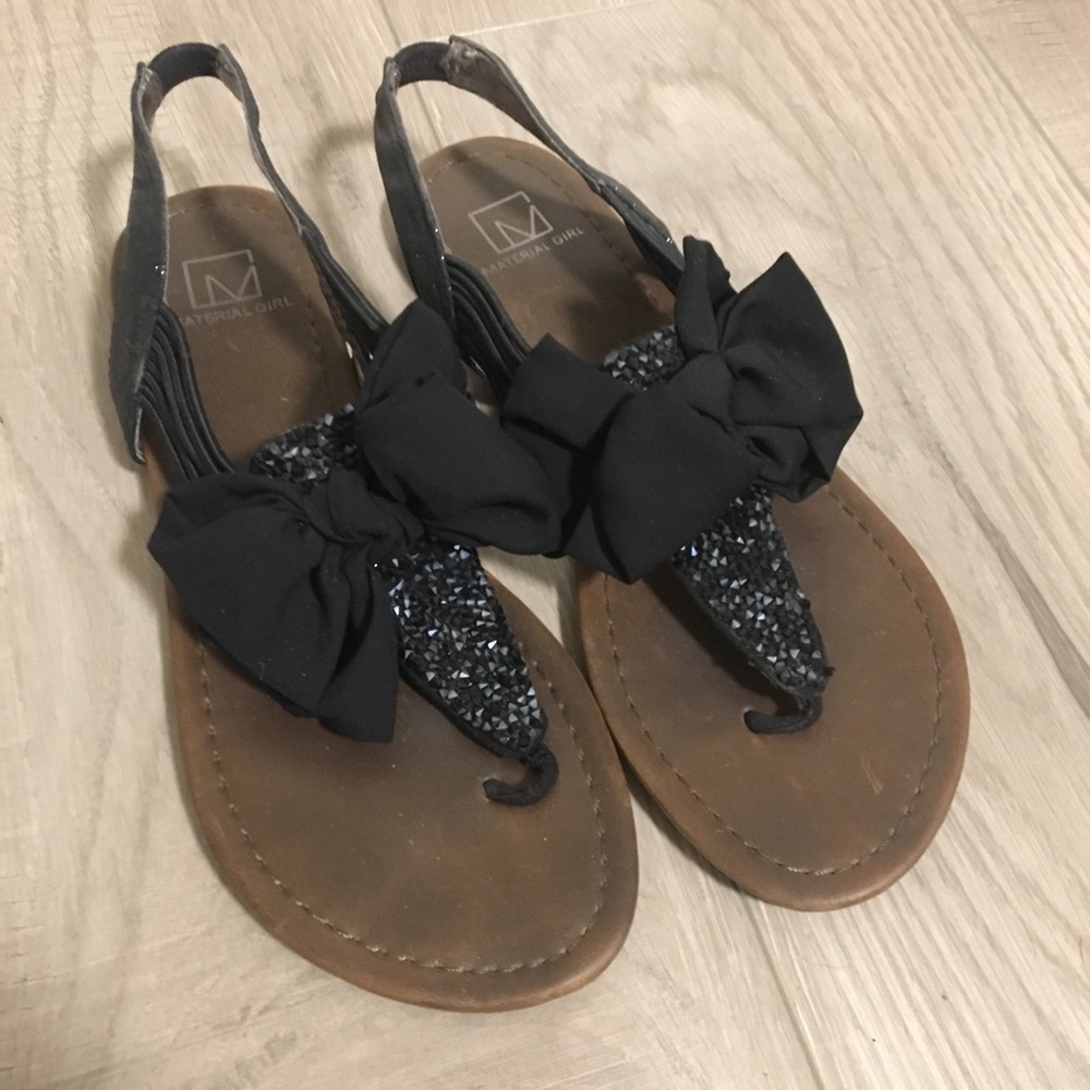 Black sandals